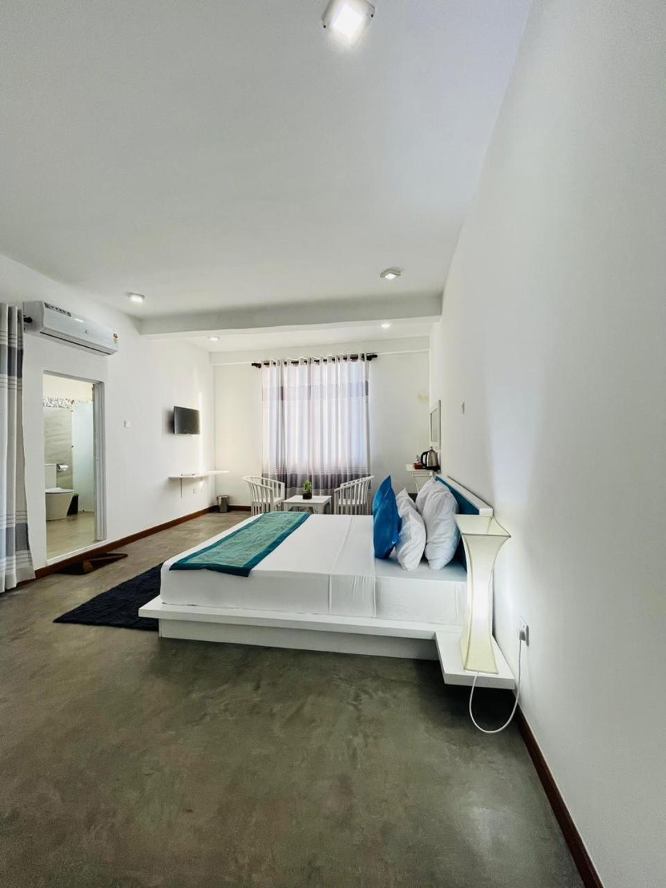 Sunset Sands Hikkaduwa Habitación foto
